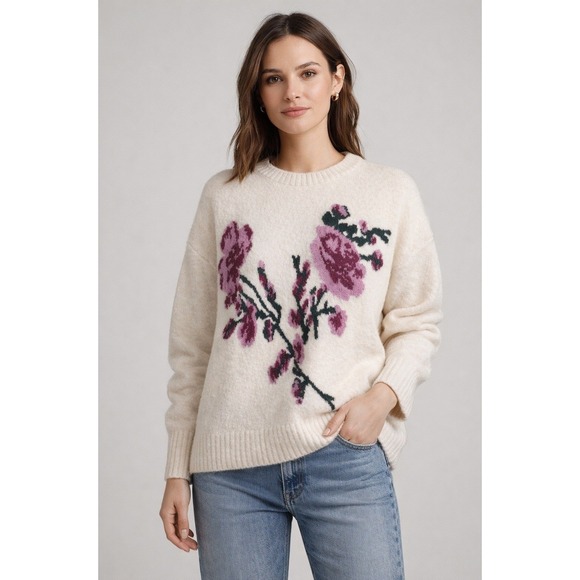 Ted Baker London Sweaters - Ted Baker London Cream Ivory New Floral Embroidered Knit Sweater XL